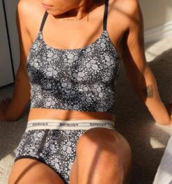 Longline Bra Top - TENCEL™Modal Petal Pizzazz(Longline Bra Top Tencel Modal Petal Pizzazz)